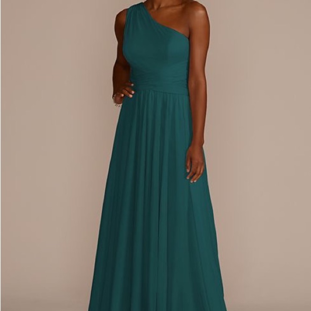 NWT David’s Bridal mesh one-shoulder bridesmaid dress with full skirt in Gem